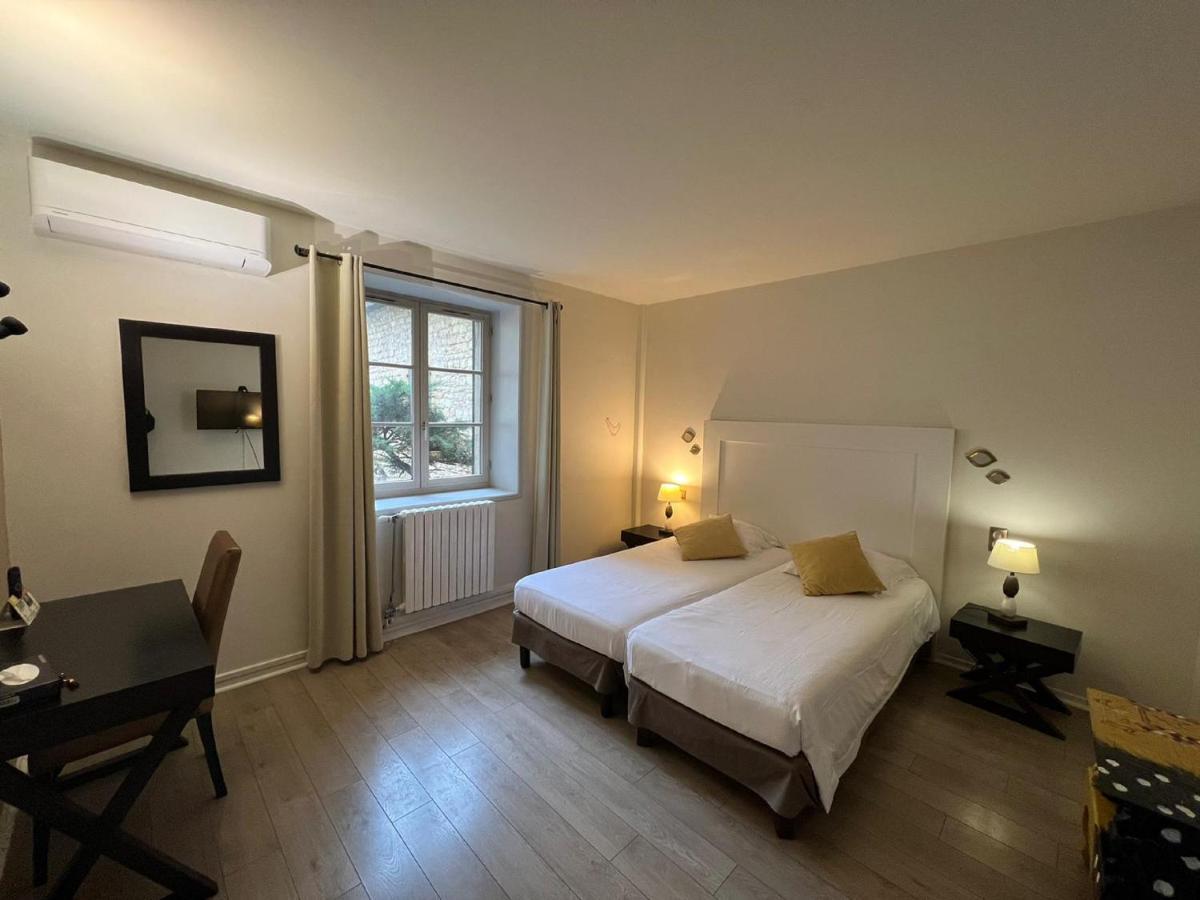 Logis Hotel-Restaurant Saint Romain Anse Kültér fotó