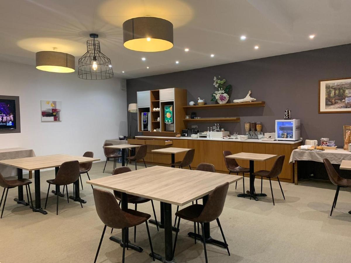Logis Hotel-Restaurant Saint Romain Anse Kültér fotó