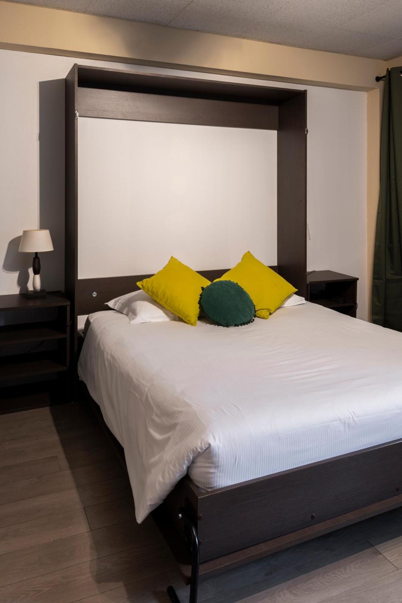 Logis Hotel-Restaurant Saint Romain Anse Szoba fotó