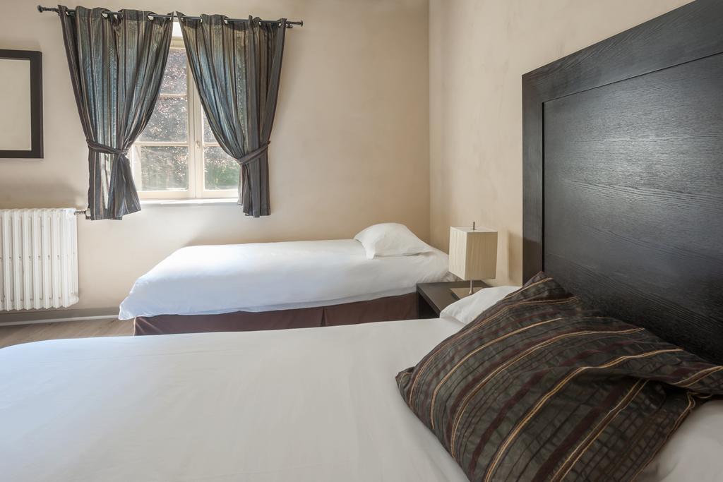Logis Hotel-Restaurant Saint Romain Anse Kültér fotó
